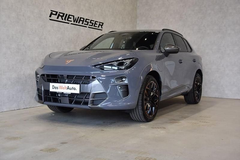 Hellgrau normal Gebraucht 2025 Cupra Terramar SUV | € 43.990 (Fairer Preis) - Bild 1/4