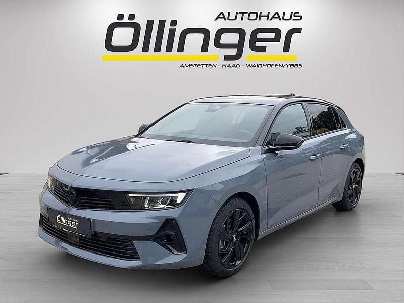 Neu Opel Astra 131 PS (96 kW) 2025 Grau Limousine