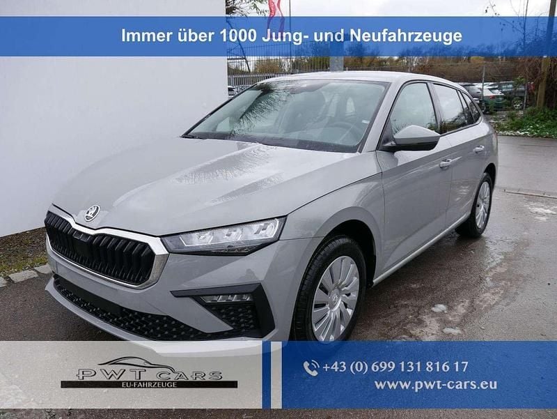 Grau Neu 2025 Skoda Scala Selection Kleinwagen | € 24.712 (Superpreis) - Bild 1/4