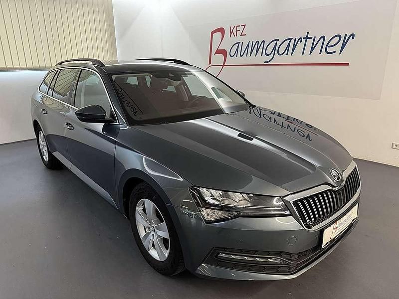 Gebraucht Skoda Superb 150 PS (110 kW) 2021 Grau Kombi