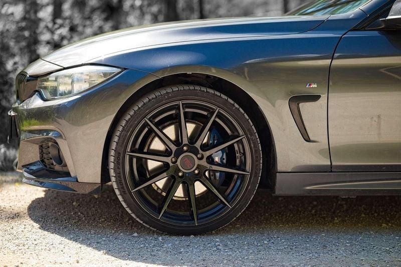 Grau Gebraucht 2015 BMW 420 Gran Coupé M Sport Coupé | € 25.500 (Fairer Preis) - Bild 1/4