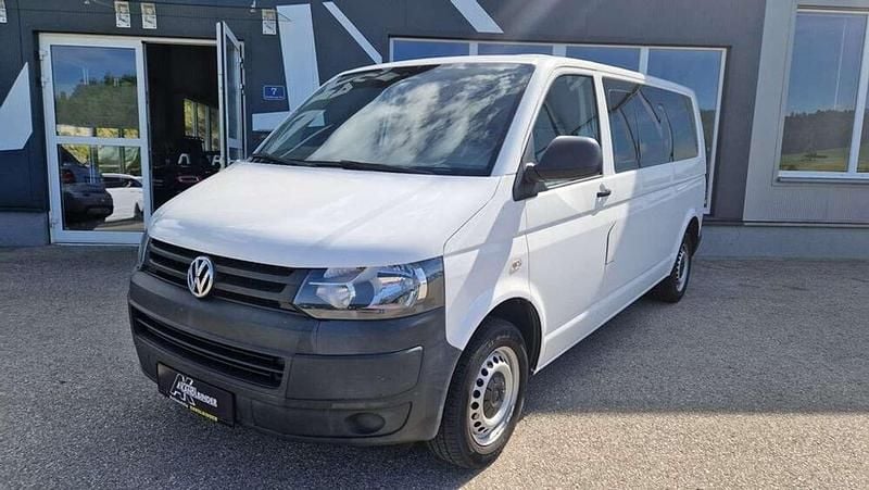 Weiß Gebraucht 2015 VW T5 Van | € 15.500 (Etwas zu teuer) - Bild 1/4