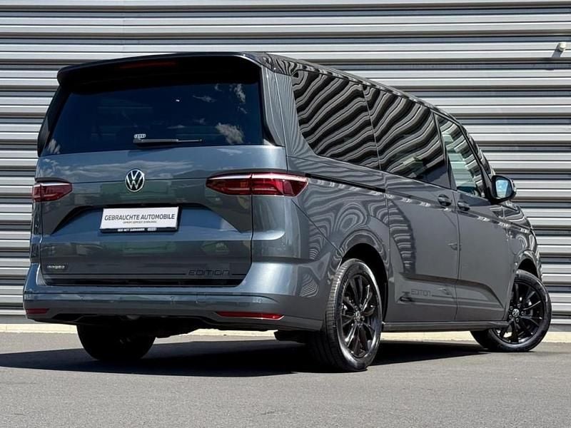 Gebraucht VW Multivan Edition 150 PS (110 kW) 2024 Grau Van