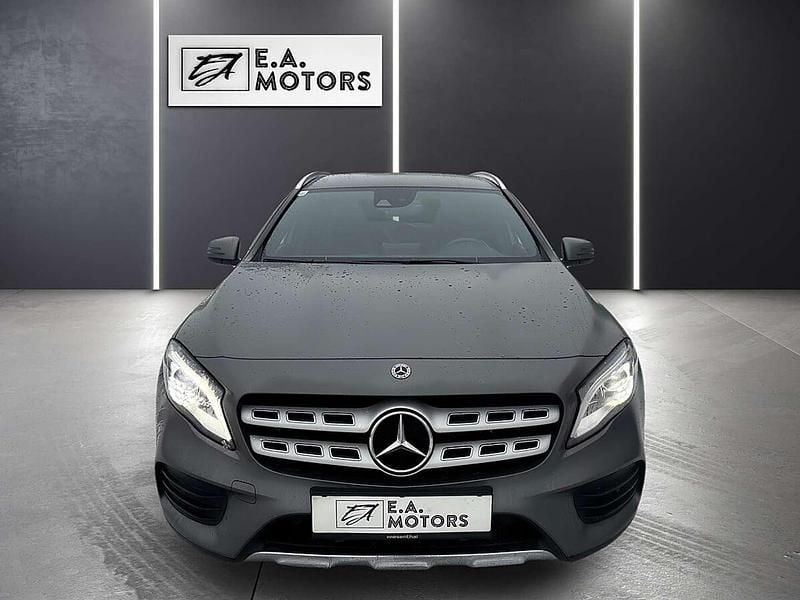 Gebraucht Mercedes GLA180 AMG line 122 PS (89 kW) 2017 Grau SUV