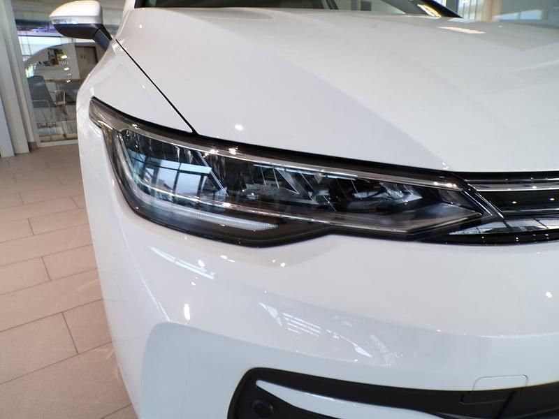 Neu VW Golf VIII 115 PS (84 kW) 2026 Weiss  normal