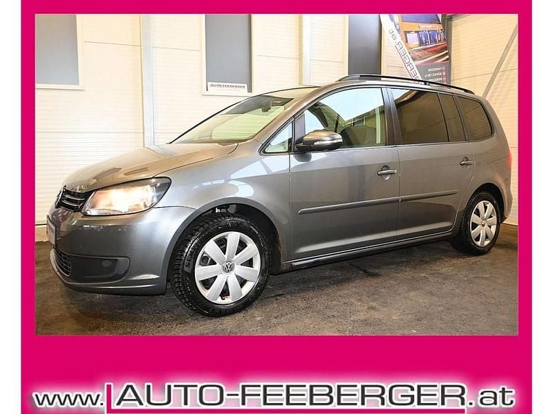 Grau Gebraucht 2011 VW Touran Comfortline Van / Kleinbus | € 4.490 (Etwas zu teuer) - Bild 1/4