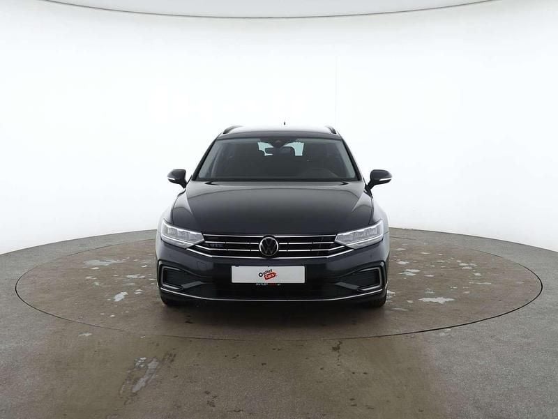 Gebraucht VW Passat GTE 156 PS (114 kW) 2021 Grau Kombi