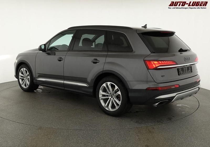 Neu Audi Q7 Basis 2025 Samurai grau metallic samurai grau metallic SUV