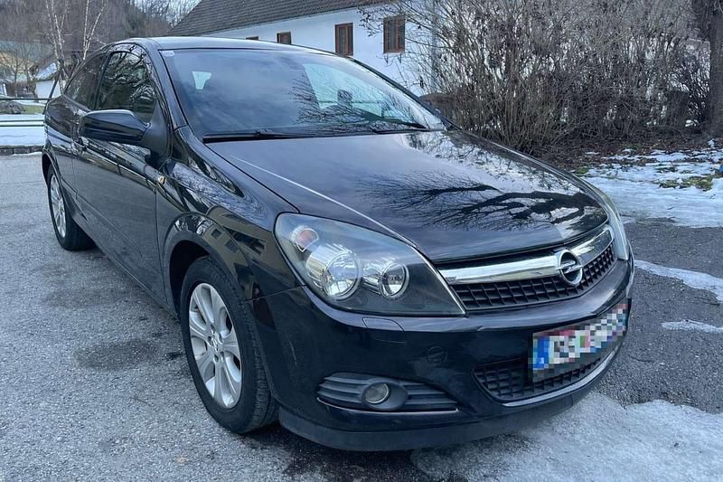 Gebraucht Opel Astra GTC 116 PS (85 kW) 2008 Schwarz Coupé
