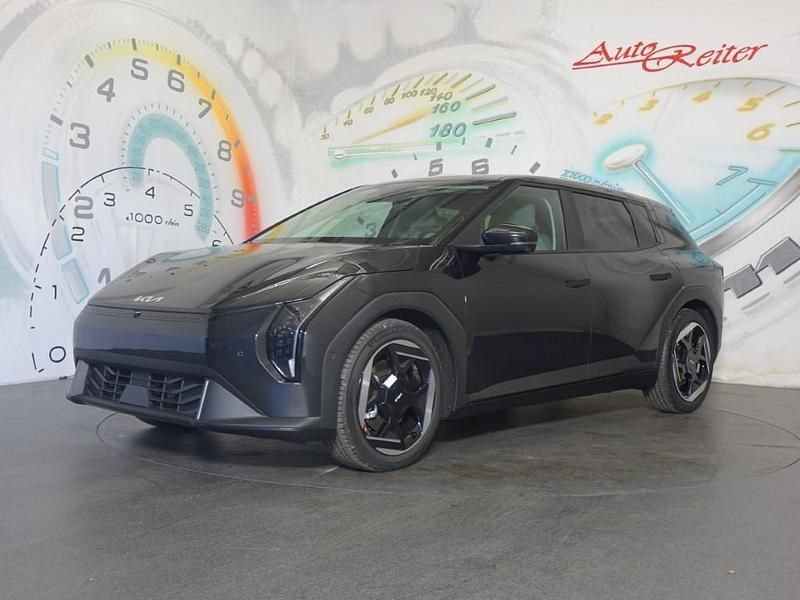 Neu Kia EV4 Plus 150 kW (204 PS) 2025 Black pearl Kleinwagen