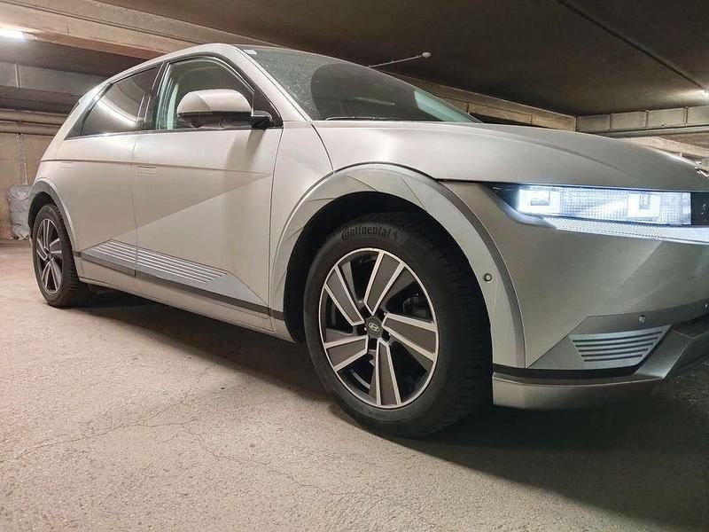 Grau Gebraucht 2021 Hyundai Ioniq Kleinwagen | € 31.500 - Bild 1/4