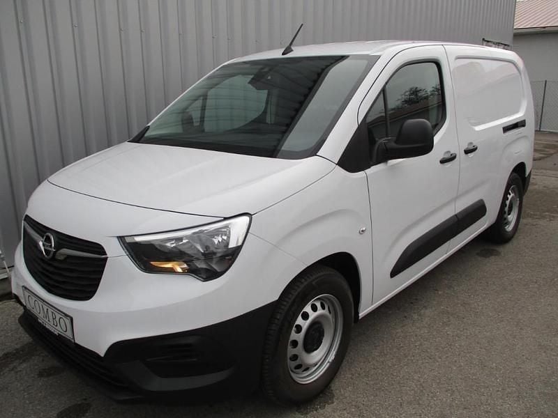 Gebraucht Opel Combo-e Life XL 100 kW (136 PS) 2023 Schnee weiß Kombi