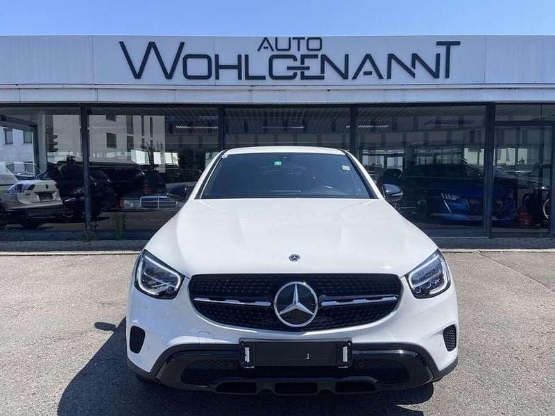 Weiß Gebraucht 2021 Mercedes GLC300 SUV | € 42.990 (Fairer Preis) - Bild 1/4