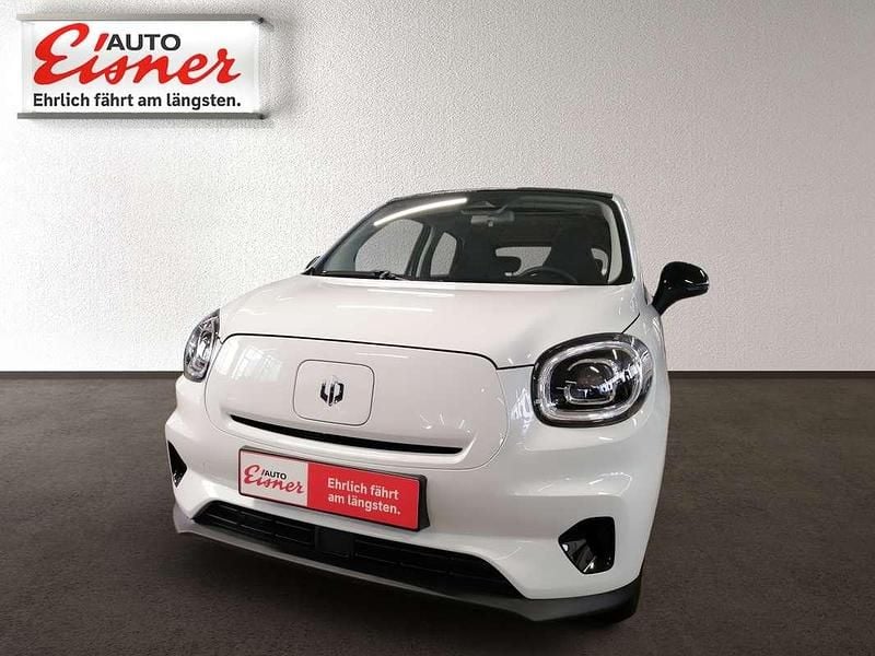 Gebraucht Leapmotor T03 69 kW (95 PS) 2025 Light white Kleinwagen