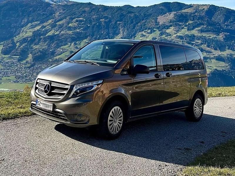 Gebraucht Mercedes Vito 136 PS (100 kW) 2017 Grau Van