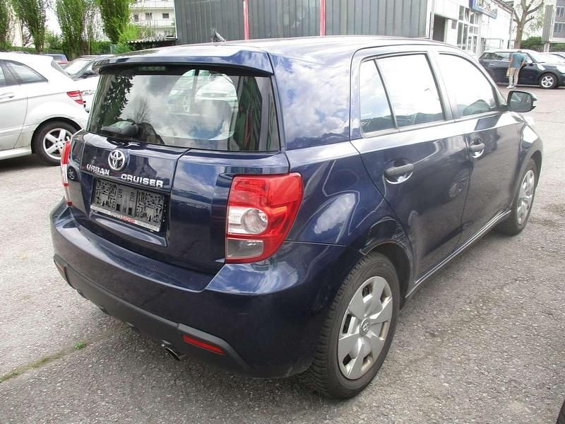 Gebraucht Toyota Urban Cruiser Basis 101 PS (74 kW) 2010 Blau SUV