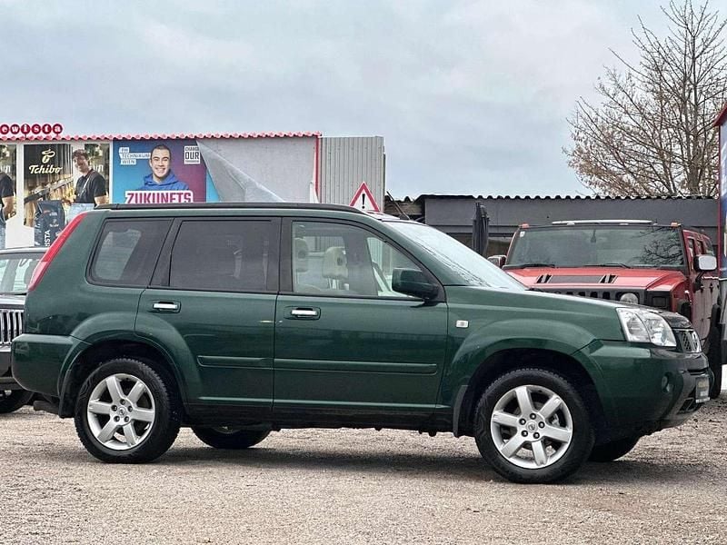 Grün Gebraucht 2006 Nissan X-Trail SUV | € 7.990 - Bild 1/4