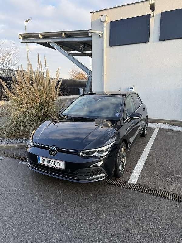 Gebraucht VW Golf VIII Style 131 PS (96 kW) 2020 Limousine