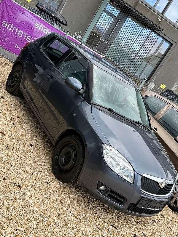Gebraucht Skoda Fabia Ambiente 69 PS (50 kW) 2008 Grau Kleinwagen