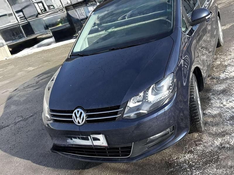 Gebraucht VW Sharan 140 PS (102 kW) 2014 Blau Van / Kleinbus