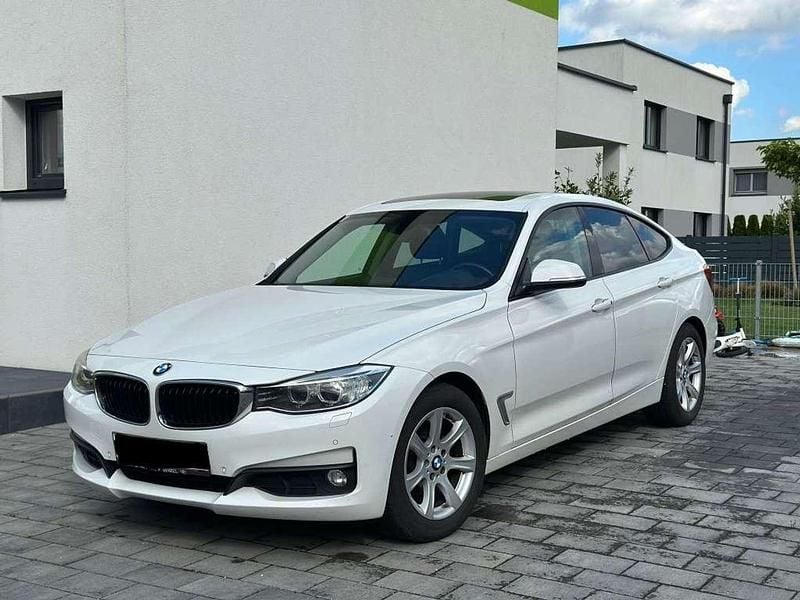 Gebraucht BMW 318 Gran Turismo 143 PS (105 kW) 2013 Weiß Limousine