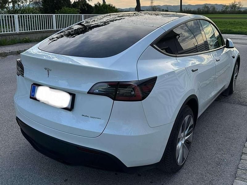 Gebraucht Tesla Model Y Long Range AWD 378 kW (514 PS) 2022 Weiß SUV