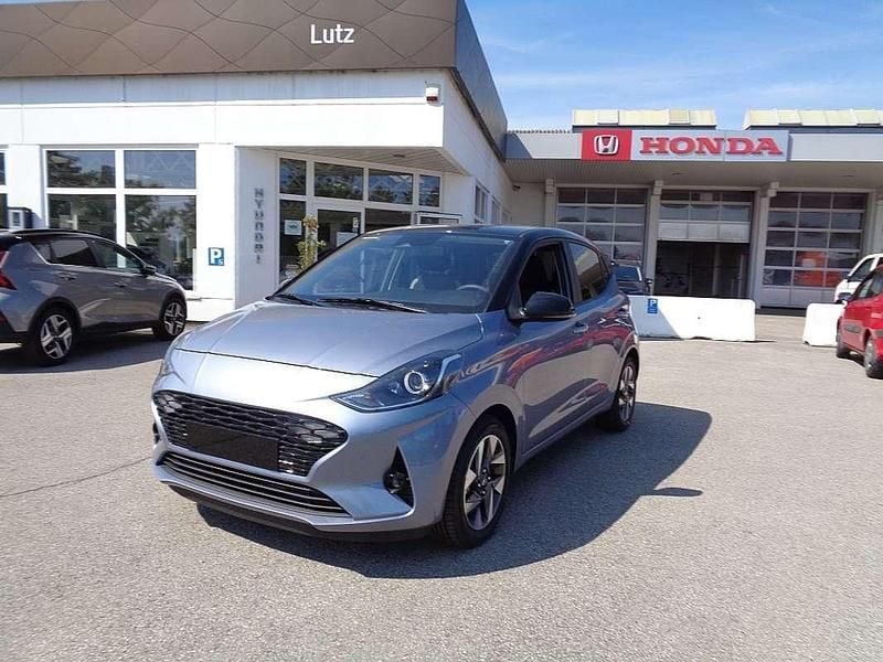 Gebraucht Hyundai i10 Trend 67 PS (49 kW) 2024 Blau Kleinwagen