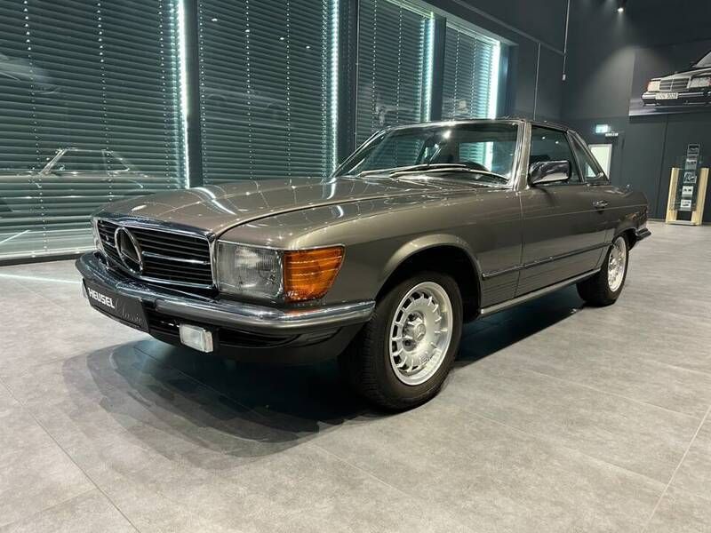 Grau Gebraucht 1984 Mercedes SL280 Cabrio | € 72.900 - Bild 1/4