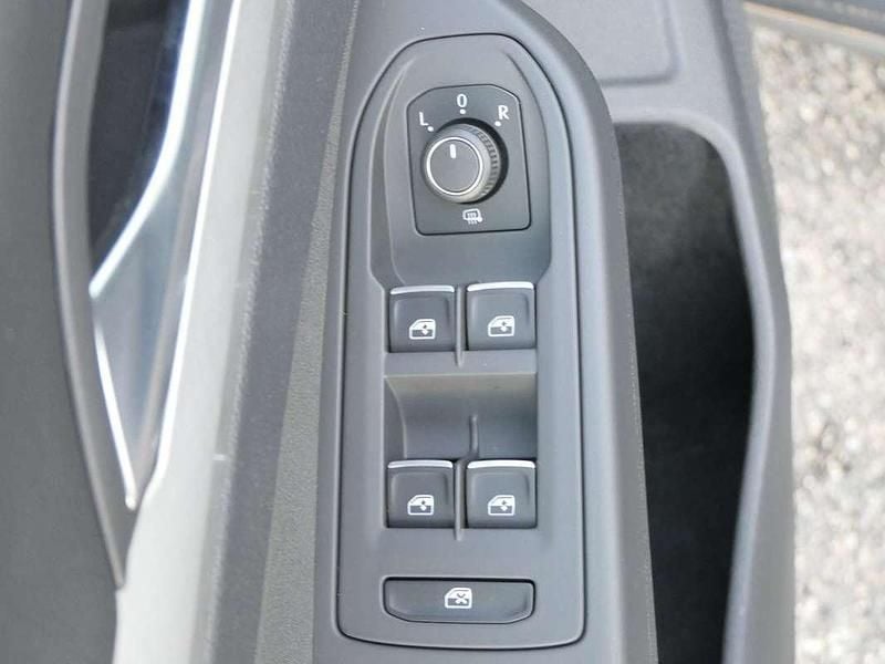 Gebraucht VW Golf VIII Life 116 PS (85 kW) 2022 Grau Kombi