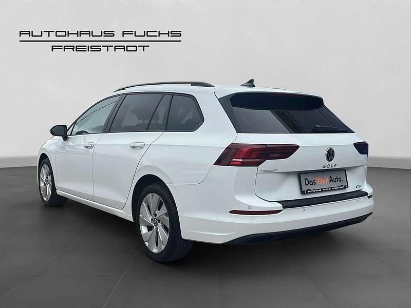 Gebraucht VW Golf VIII Life 116 PS (85 kW) 2024 Weiss  normal Kombi