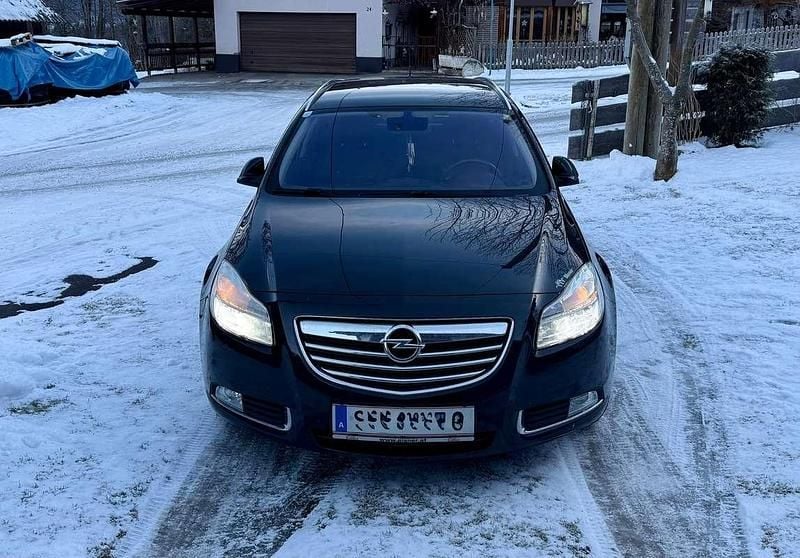 Schwarz Gebraucht 2013 Opel Insignia Edition Kombi | € 6.500 (Teuer) - Bild 1/4