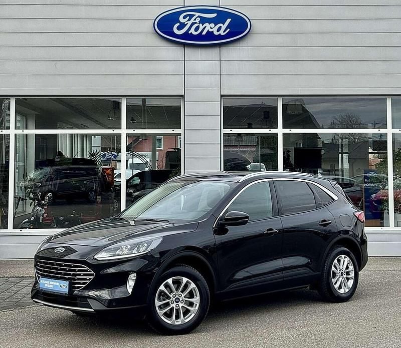 Gebraucht Ford Kuga Titanium 150 PS (110 kW) 2022 Schwarz SUV