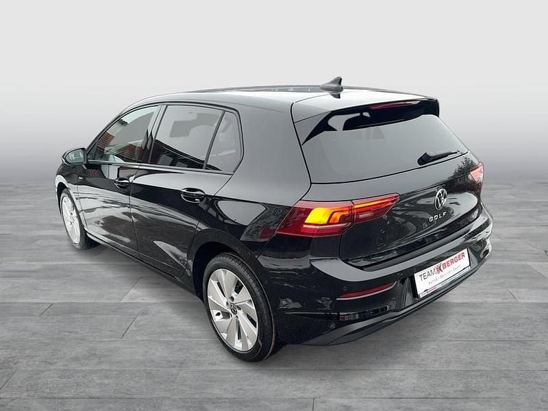 Neu VW Golf VIII 115 PS (84 kW) 2026 Schwarz  metallic