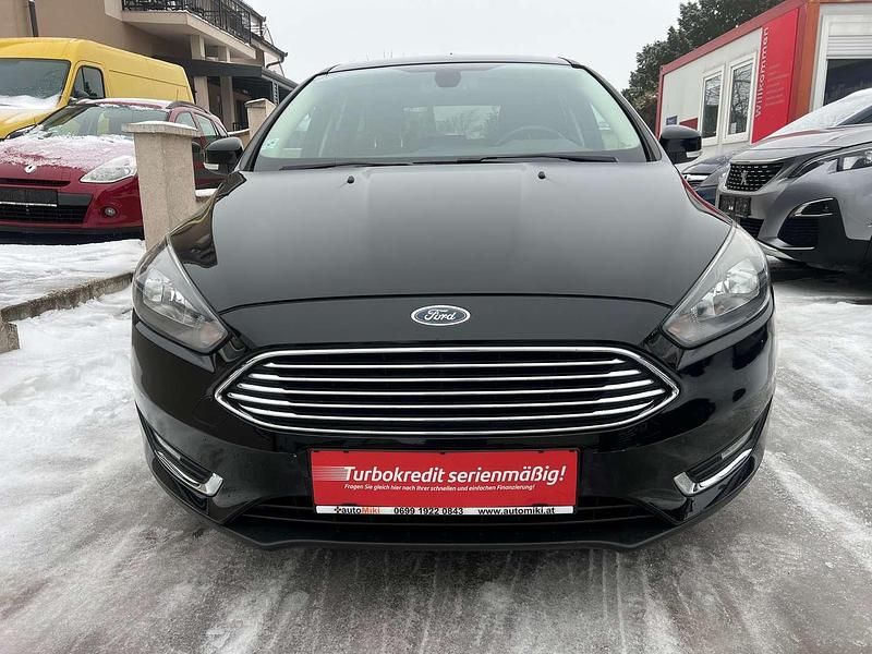 Gebraucht Ford Focus Titanium 101 PS (74 kW) 2018 Schwarz Kombi