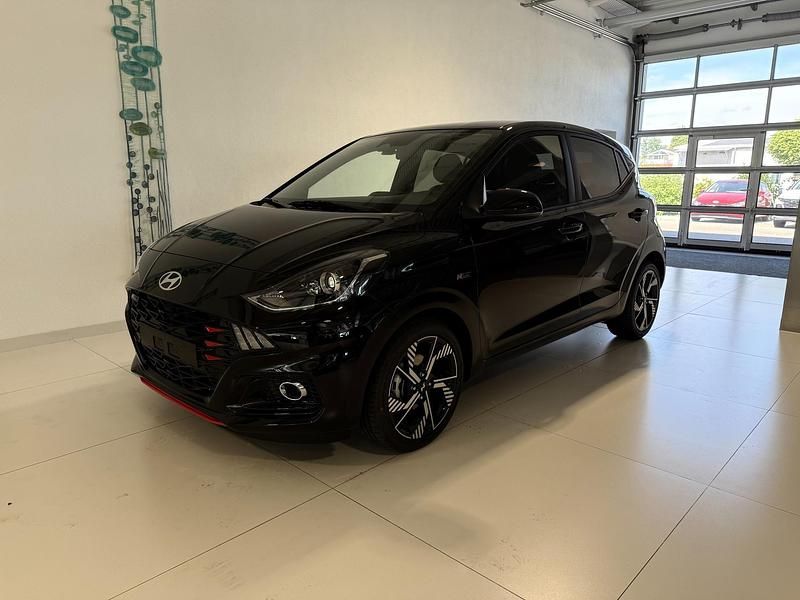 Neu Hyundai i10 N Line 90 PS (66 kW) 2025 Grün Kleinwagen