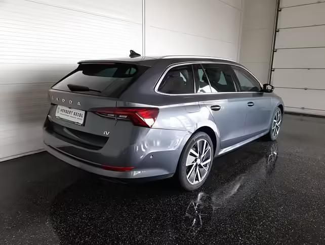 Gebraucht Skoda Octavia Style 150 PS (110 kW) 2021 Quarzgraumetallic Kombi