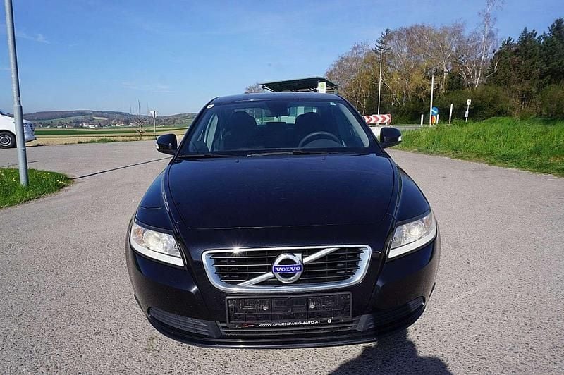 Schwarz Gebraucht 2010 Volvo S40 Limousine | € 4.590 - Bild 1/4