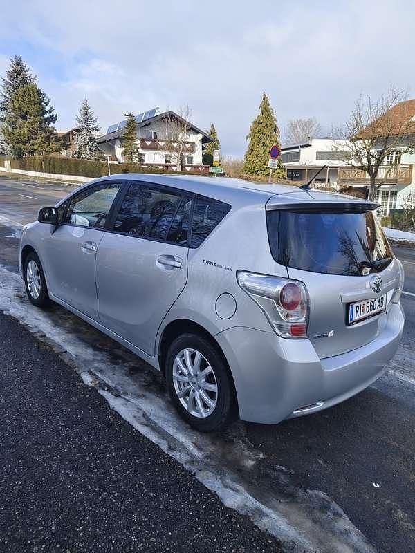 Gebraucht Toyota Verso Comfort 126 PS (92 kW) 2009 Van / Kleinbus