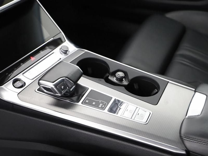 Gebraucht Audi A6 Sport 204 PS (150 kW) 2022 Schwarz  metallic Kombi