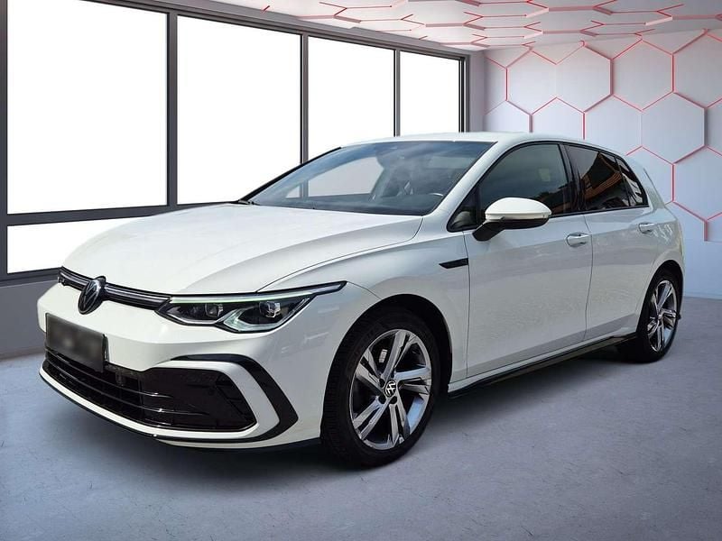 Weiß Gebraucht 2022 VW Golf R-line Limousine | € 20.490 (Etwas zu teuer) - Bild 1/4