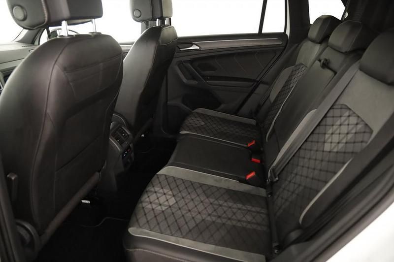 Gebraucht VW Tiguan R-line 150 PS (110 kW) 2021 Weiß SUV