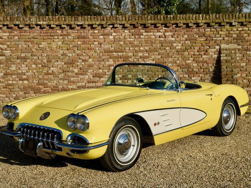 Gelb Gebraucht 1958 Chevrolet Corvette Cabrio | € 169.500 - Bild 1/4