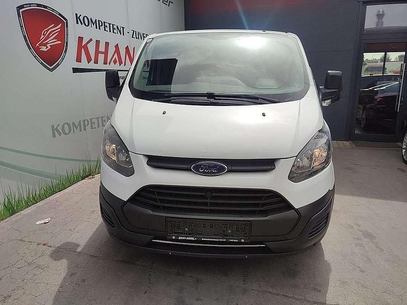 Gebraucht Ford Transit Custom 105 PS (77 kW) 2018 Weiß Van