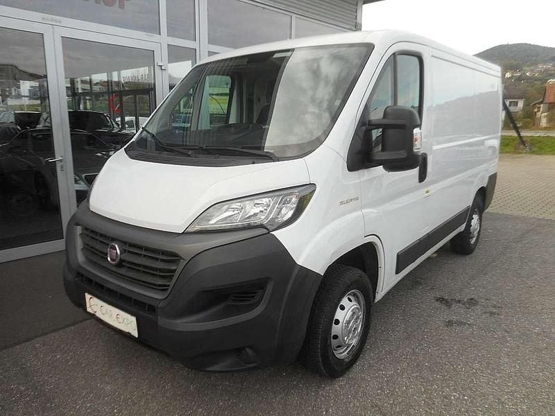 Gebraucht Fiat Ducato 116 PS (85 kW) 2018 Weiß Van