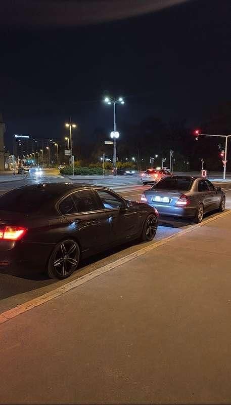 Gebraucht BMW 320 Sport Line 184 PS (135 kW) 2013 Limousine