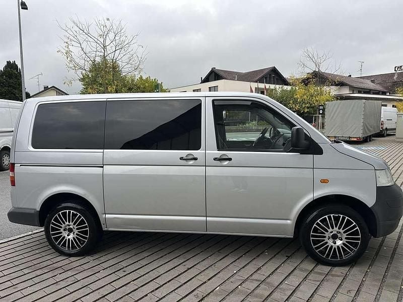 Gebraucht VW T5 105 PS (77 kW) 2005 Grau Van