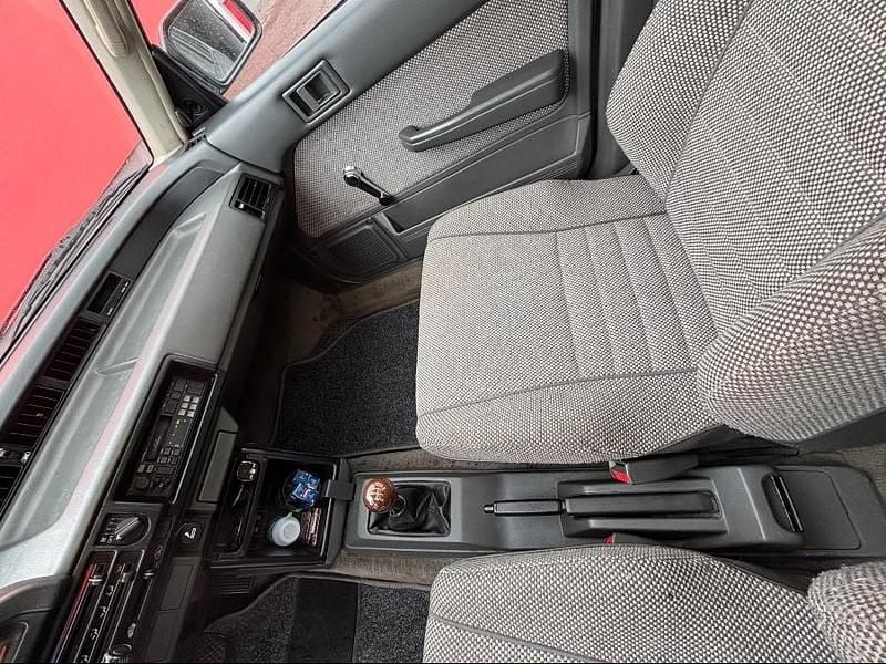 Gebraucht Honda Civic 84 PS (61 kW) 1986 Silber Limousine