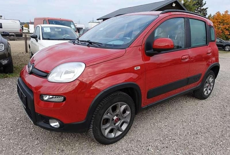 Gebraucht Fiat Panda 4x4 84 PS (61 kW) 2015 Kleinwagen