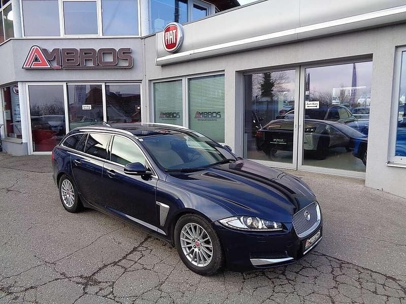 Gebraucht Jaguar XF Sportbrake 200 PS (147 kW) 2014 Blau Kombi