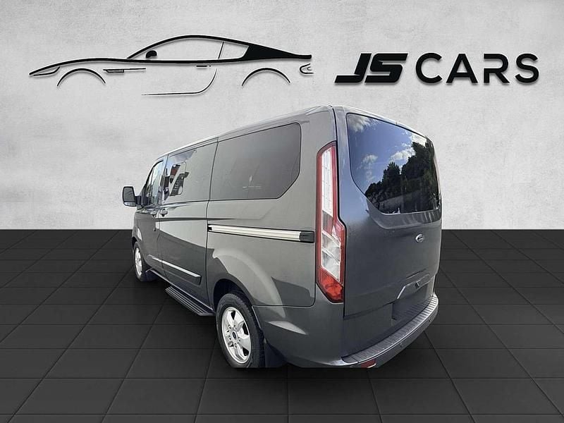 Gebraucht Ford Tourneo Custom Titanium 170 PS (125 kW) 2017 Grau Van